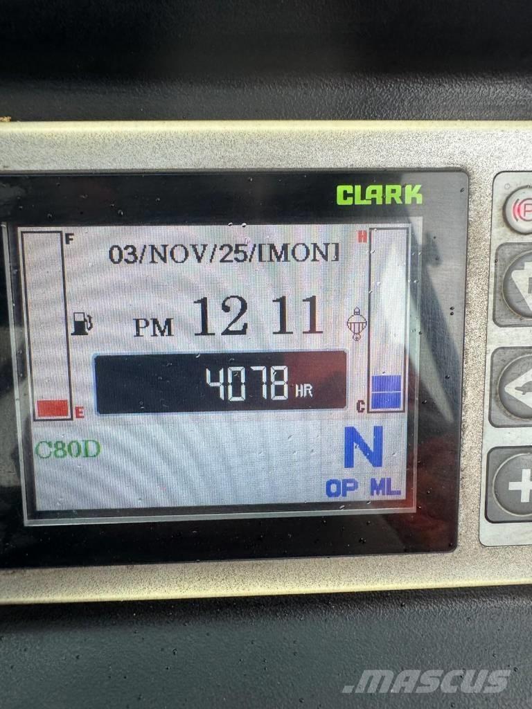 Clark C 80 D Tehnika ar dīzeļa dzinēju