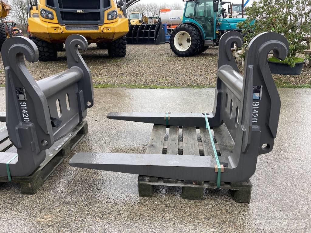 Volvo L 120 H Dakšas