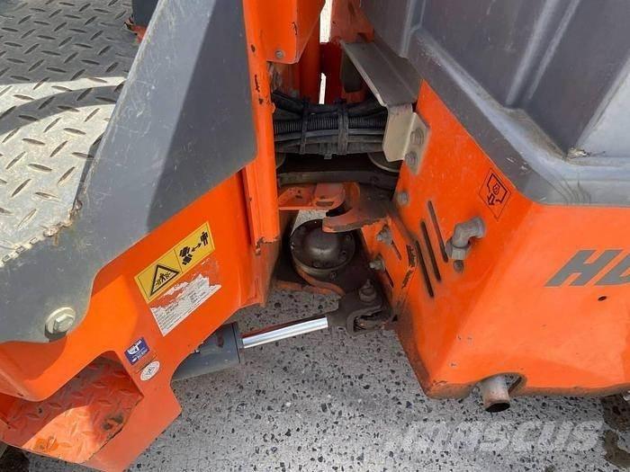 Hamm HD12 VV Divvalču grunts veltņi