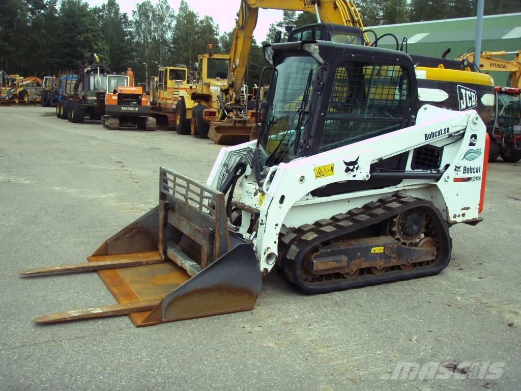 Bobcat T 450 Lietoti riteņu kompaktiekrāvēji
