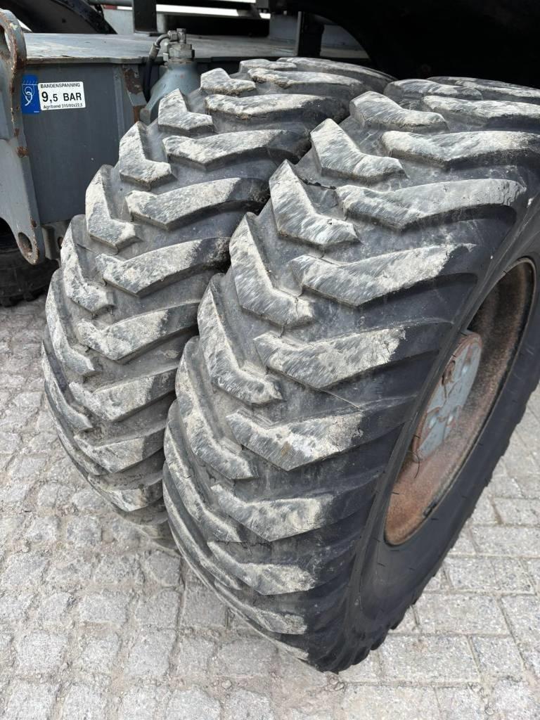 Liebherr A 918 Ekskavatori uz riteņiem