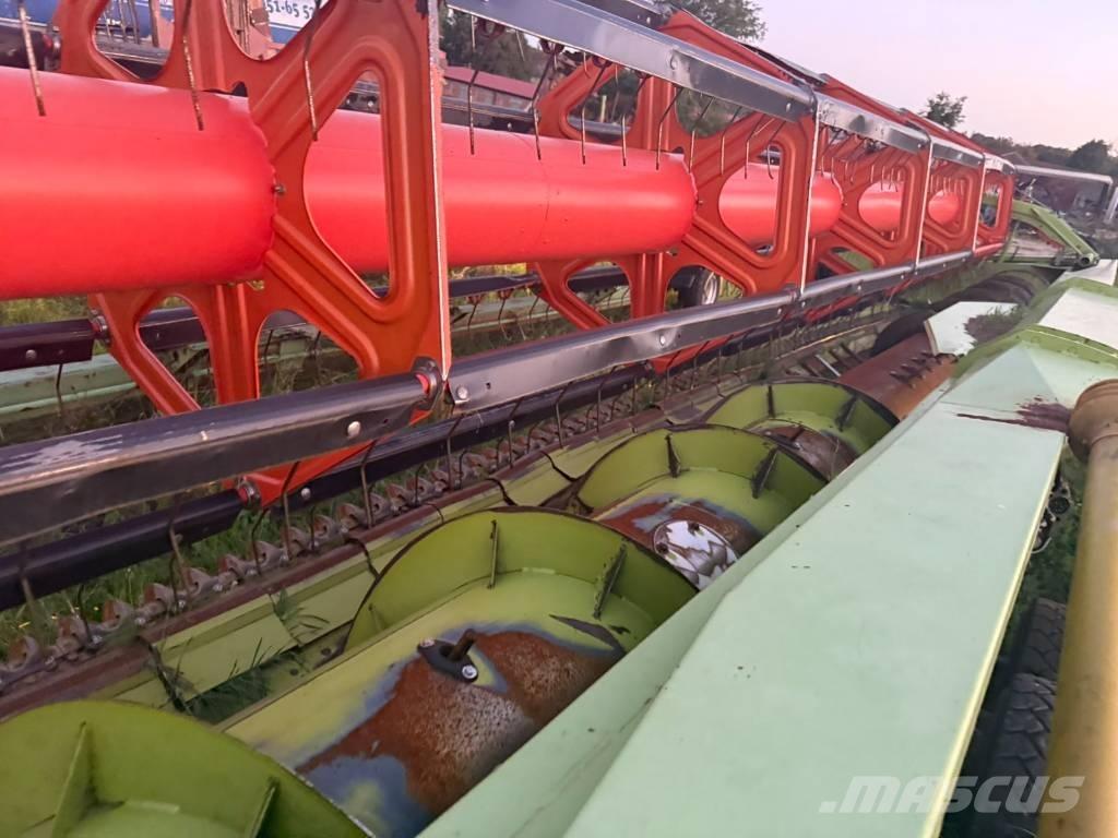 CLAAS S 750 Ražas novākšanas galvas