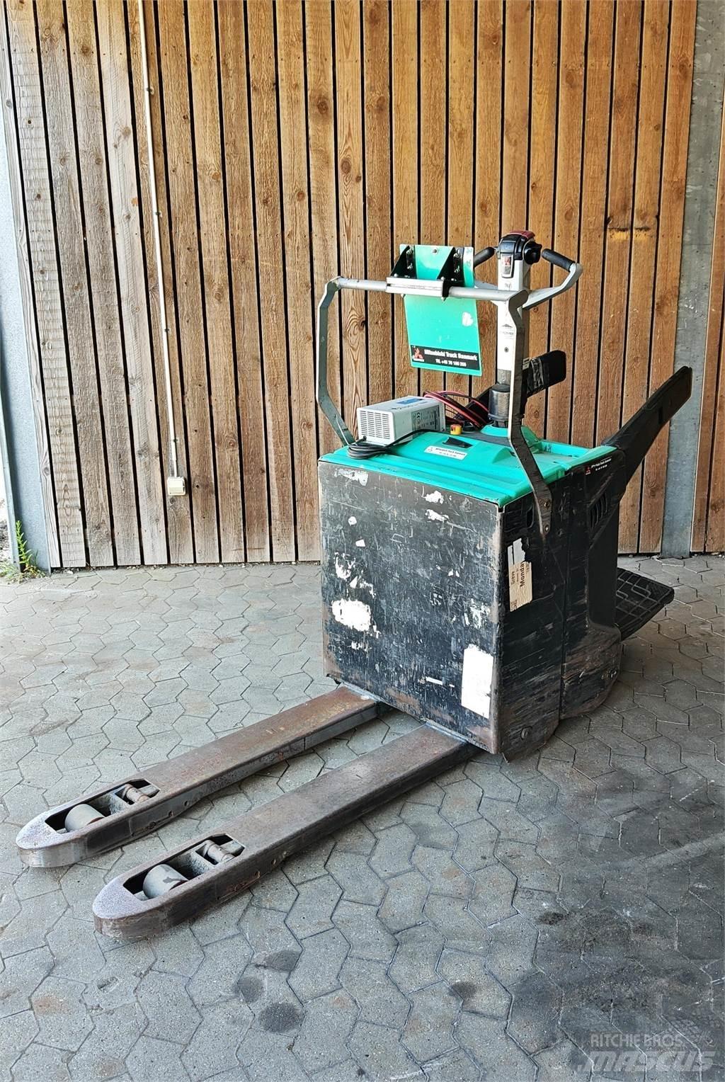 Mitsubishi PBV20N2 Autokrāvēji - citi