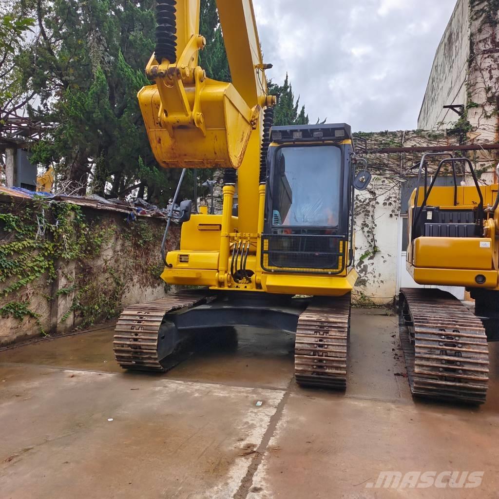 Komatsu PC 130-7 Kāpurķēžu ekskavatori
