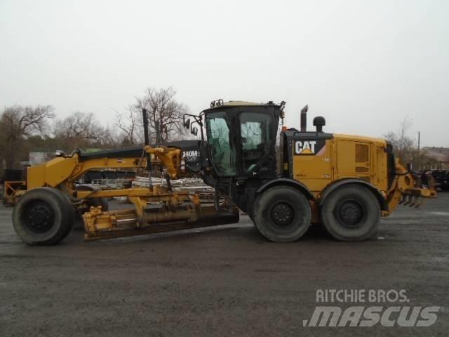 CAT 140 M 2 AWD Greideri