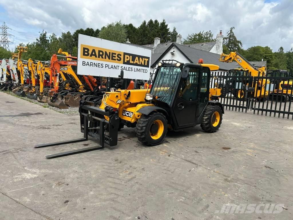 JCB 525-60 Teleskopiskie manipulatori