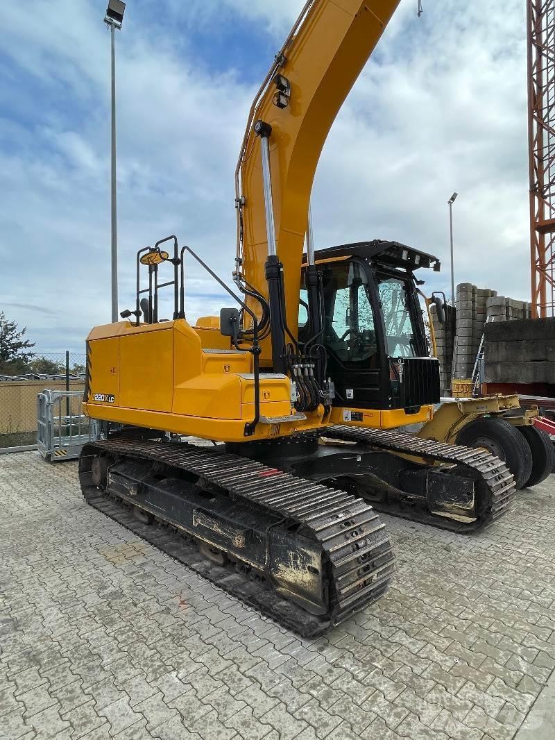 JCB 220 X LC Kāpurķēžu ekskavatori