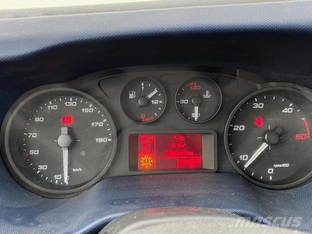 Iveco 35C18 Pašizgāzējs