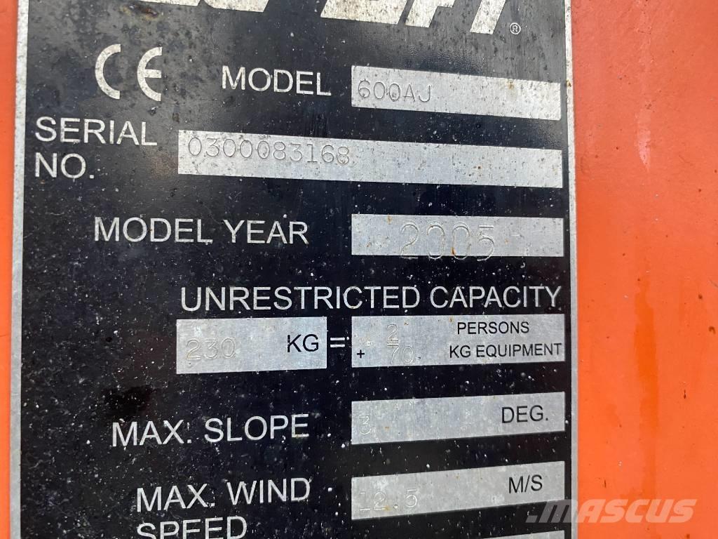 JLG 600 AJ Strēles pacēlāji
