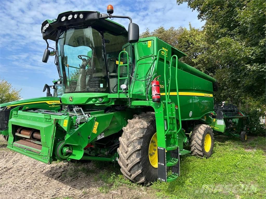 John Deere W 550 i Ražas novākšanas kombaini