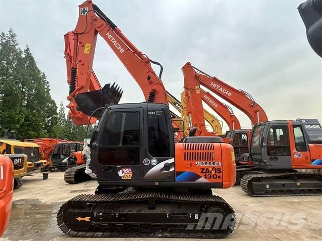 Hitachi ZX 130 Kāpurķēžu ekskavatori