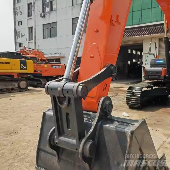 Doosan DX340LC-9C Kāpurķēžu ekskavatori