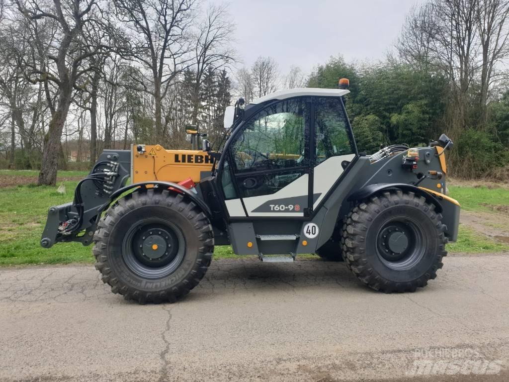 Liebherr T 60-9 S Teleskopiskie manipulatori
