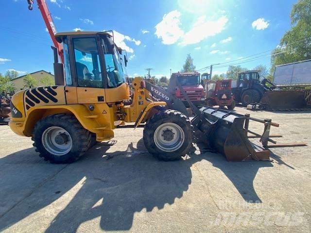 Volvo L 40 B TP Iekrāvēji uz riteņiem