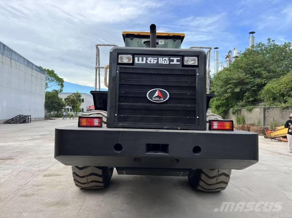 SDLG LG 956 L Iekrāvēji uz riteņiem