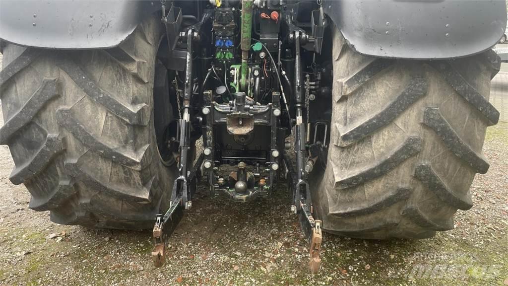 John Deere 6195R Traktori
