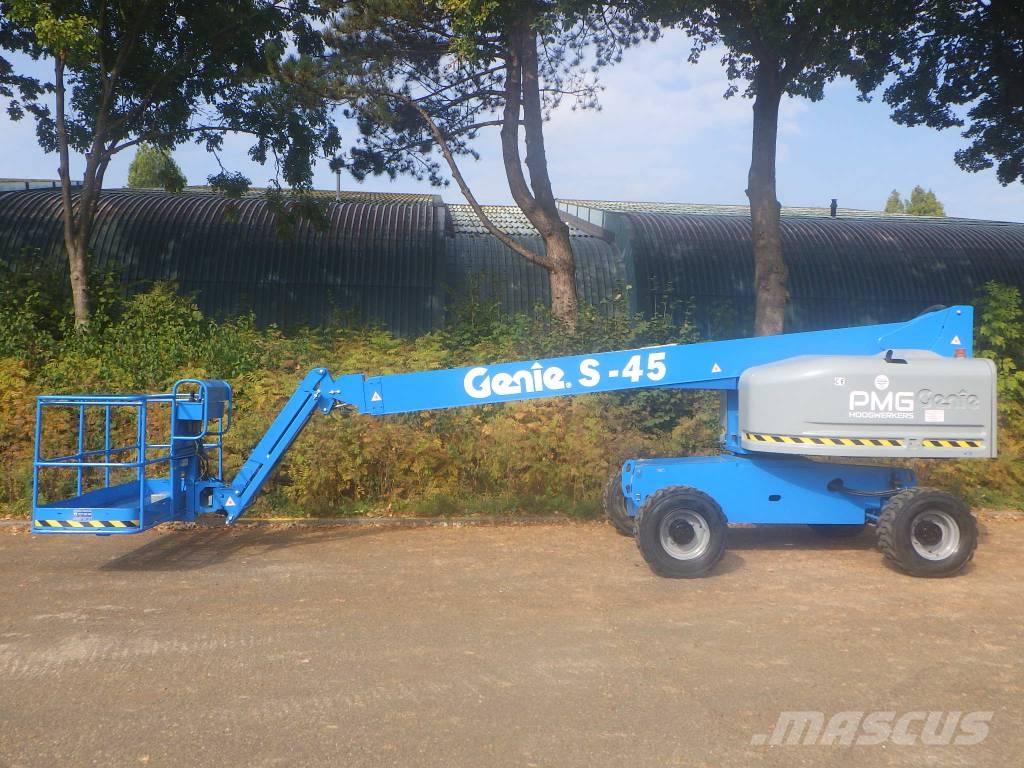 Genie S45 Teleskopiskie pacēlāji