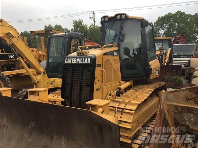 CAT D5K Kāpurķēžu buldozeri