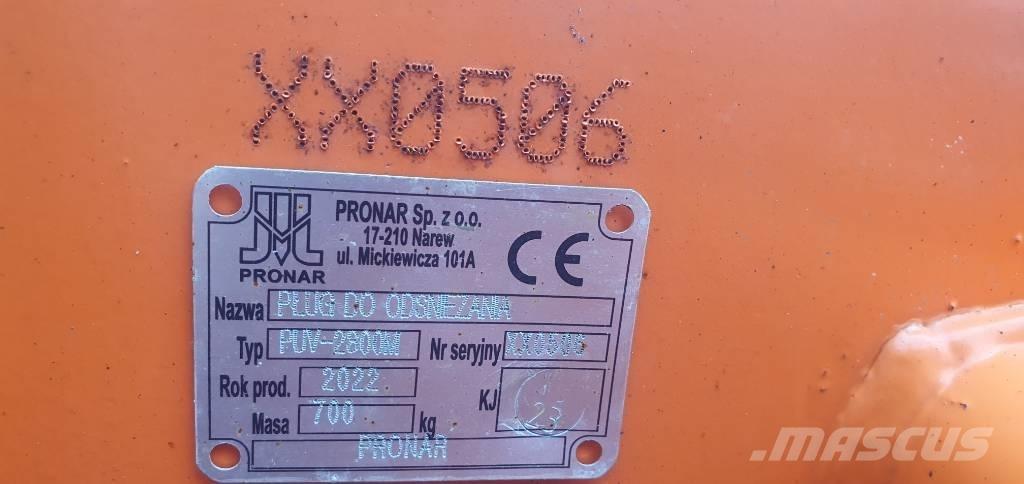 Pronar PUV 2800 M Sniega naži un tīrītāji