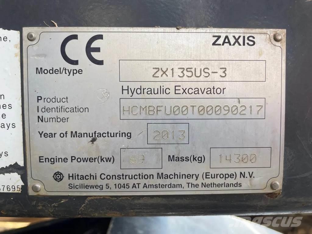 Hitachi ZX135US-3 Kāpurķēžu ekskavatori