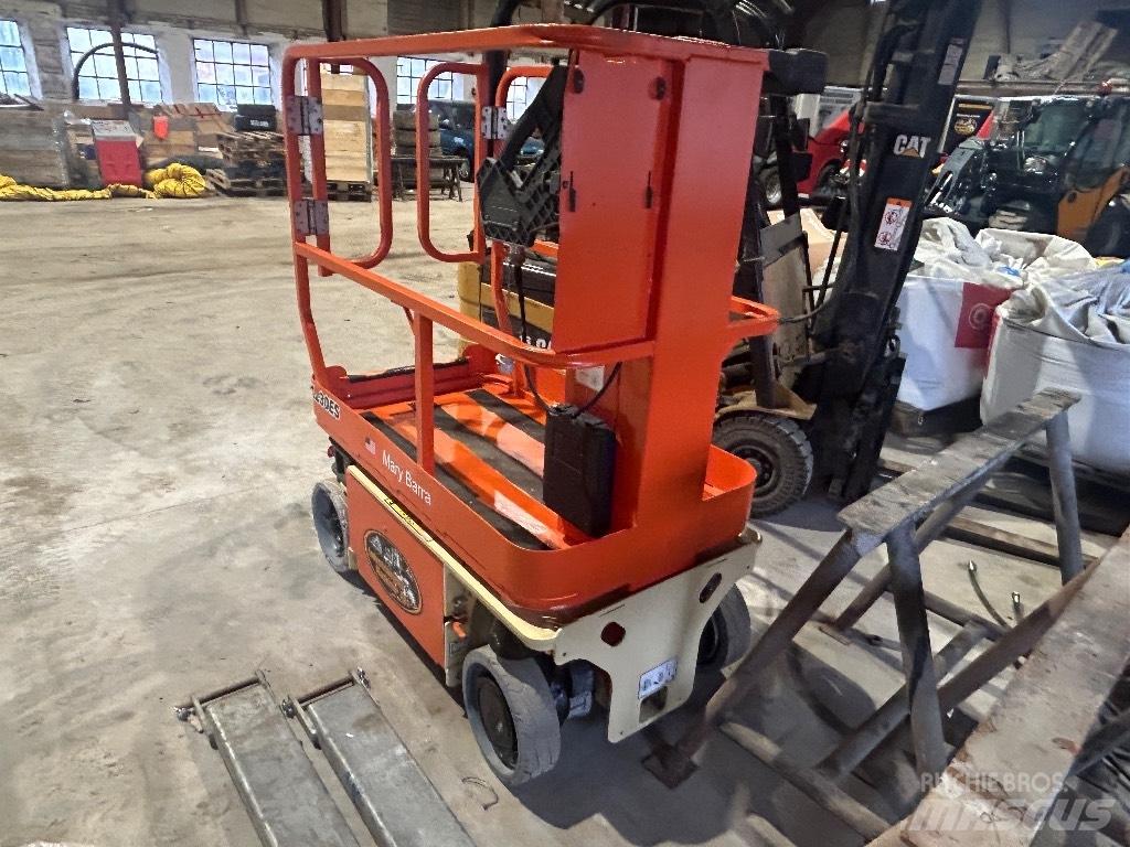 JLG 1230 ES Vertikālie pacēlāji