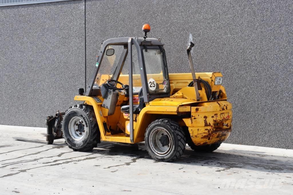 Manitou BT 420 Teleskopiskie manipulatori