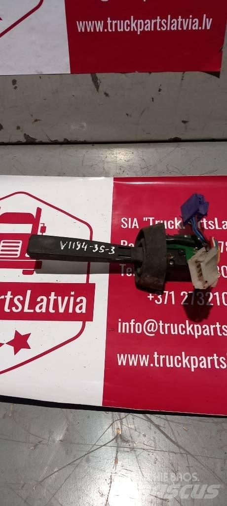 Volvo FH 12.   3172171 Kabīnes un interjers