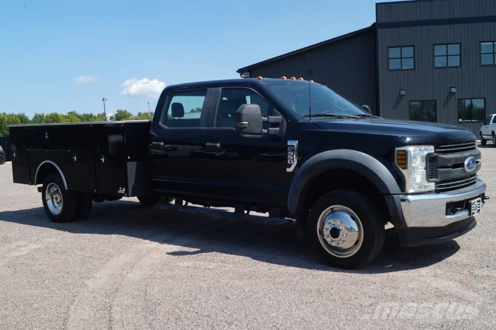 Ford F 550 XL SD Vieglais kravas automobilis/izkraušana no sāniem