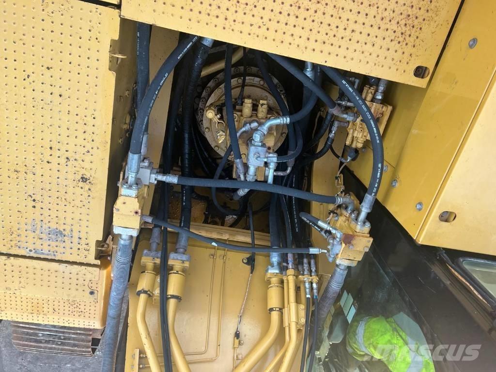 CAT 336 F L Kāpurķēžu ekskavatori