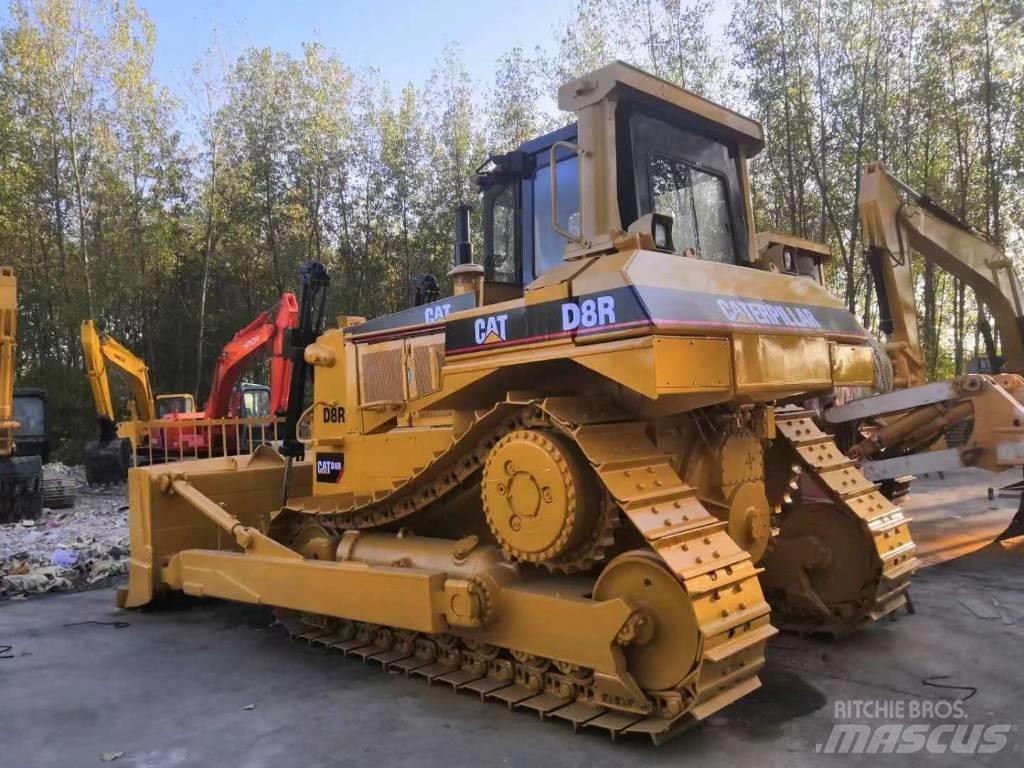 CAT D 8 R Kāpurķēžu buldozeri