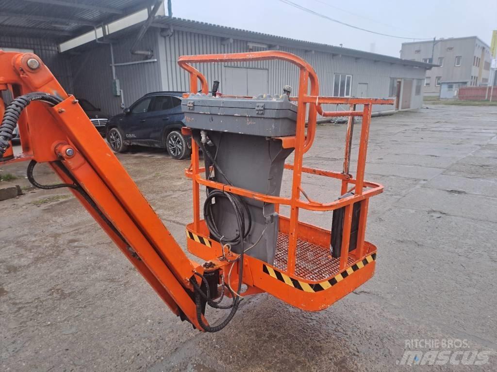 JLG E 300 AJP Strēles pacēlāji