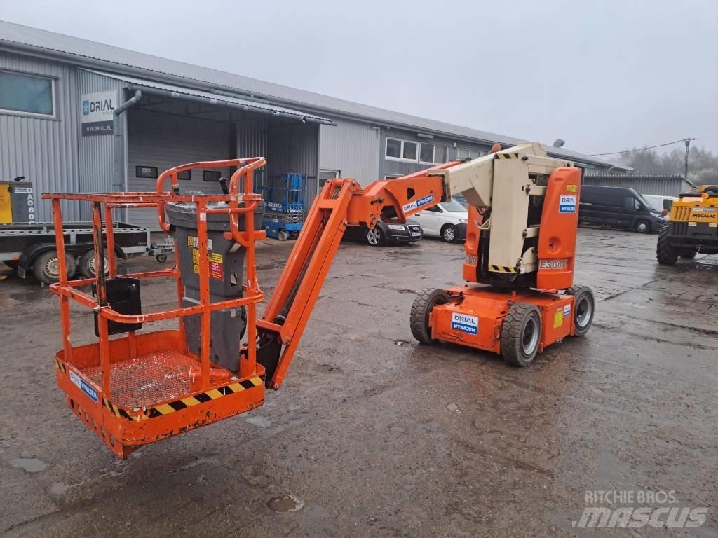 JLG E 300 AJP Strēles pacēlāji