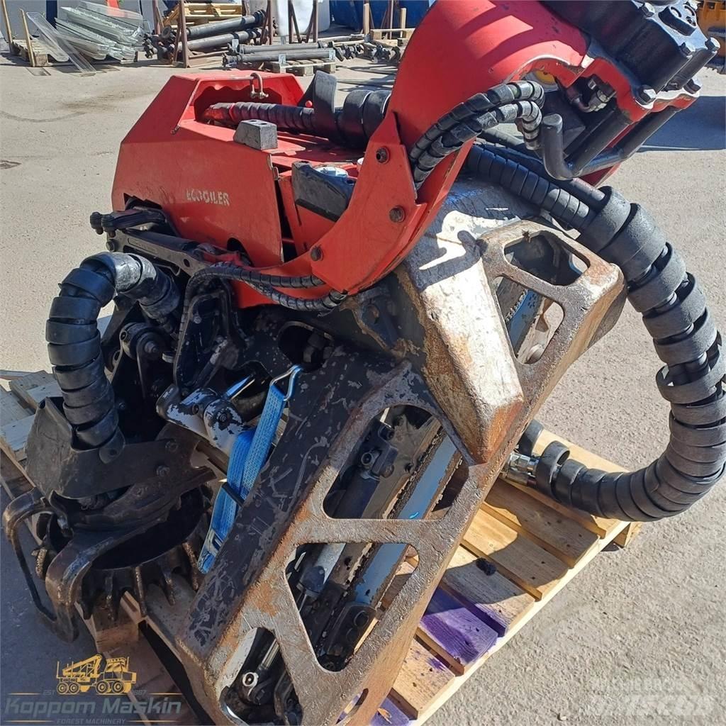 Komatsu C124 Hārvesteru kausi