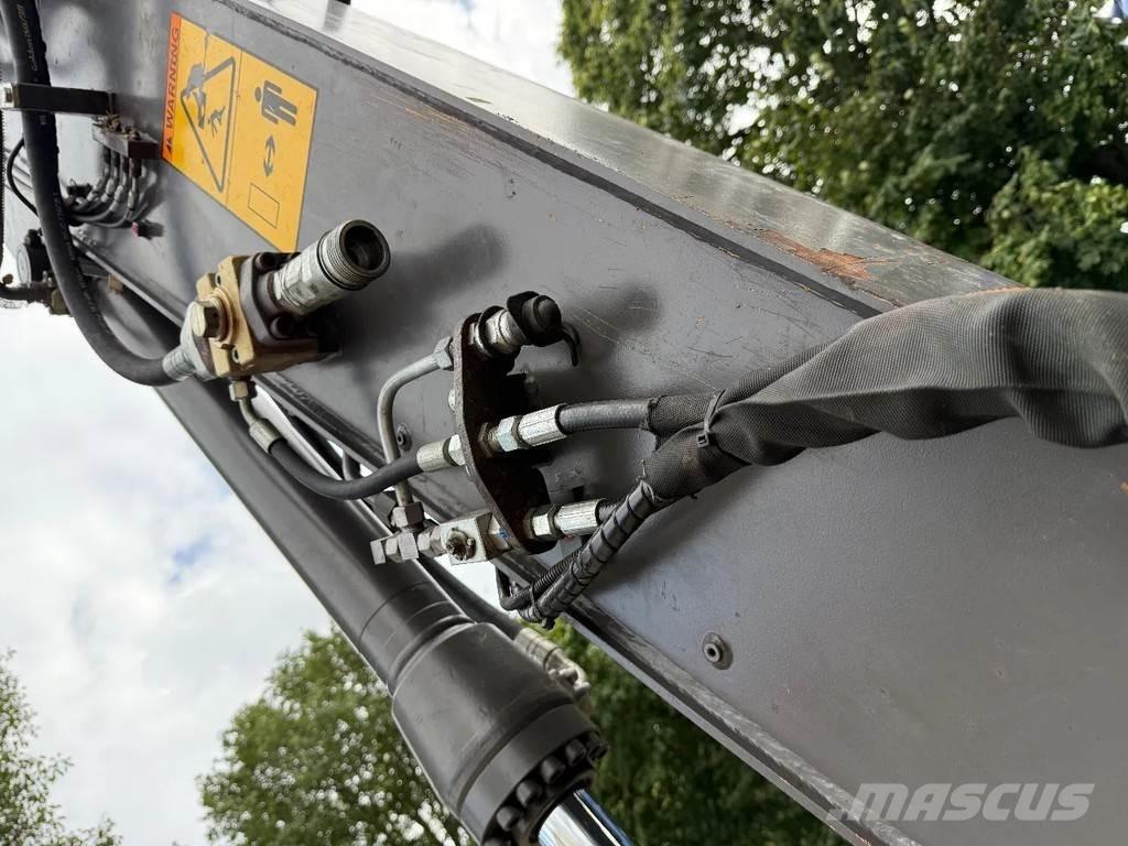Volvo EW140D Ekskavatori uz riteņiem