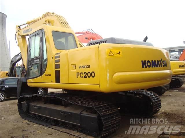 Komatsu PC 200 Kāpurķēžu ekskavatori