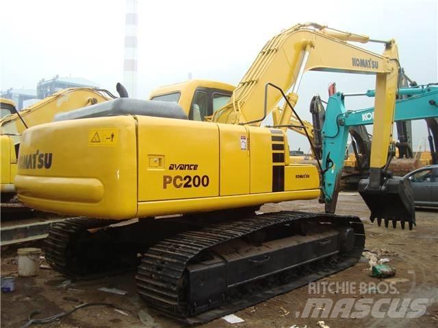 Komatsu PC 200 Kāpurķēžu ekskavatori