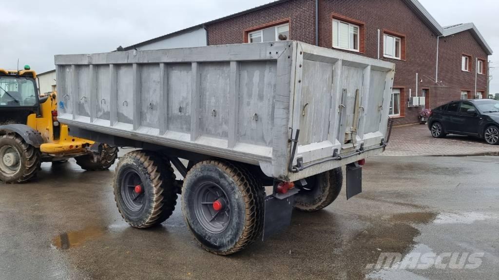 Chieftain TRAILER Treileri-pašizgāzēji