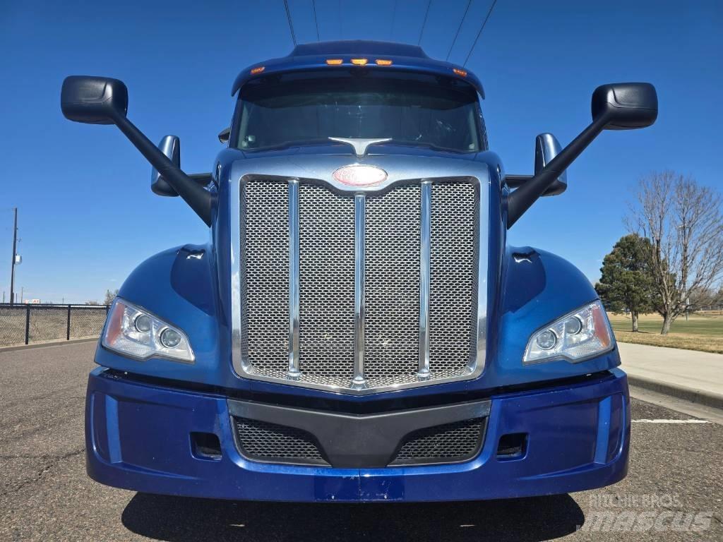 Peterbilt 579 Vilcēji