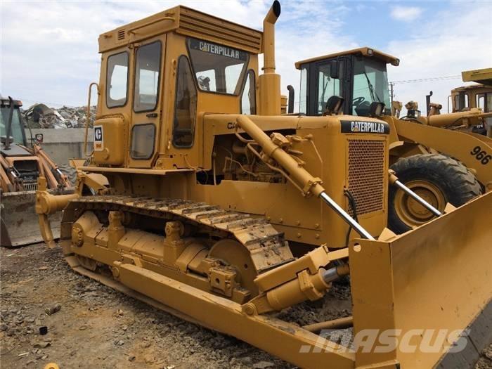 CAT D 6 D Kāpurķēžu buldozeri