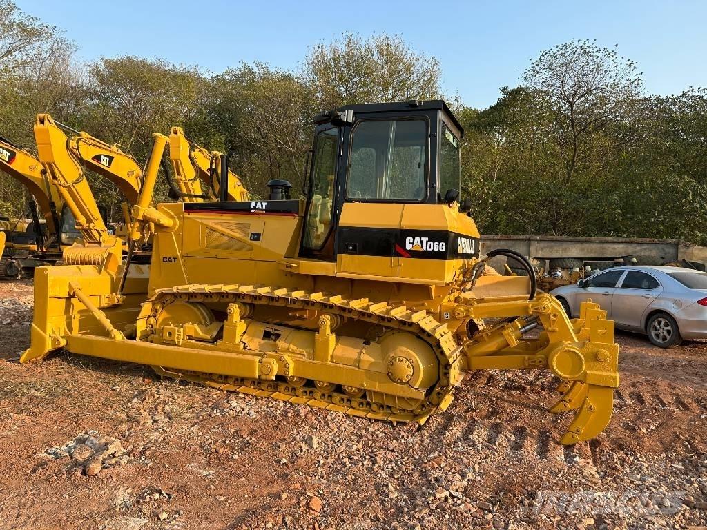 CAT D6G Kāpurķēžu buldozeri