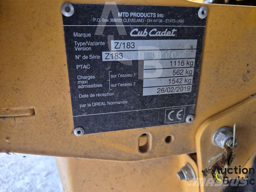Cub Cadet Z/183 Mauriņa traktors