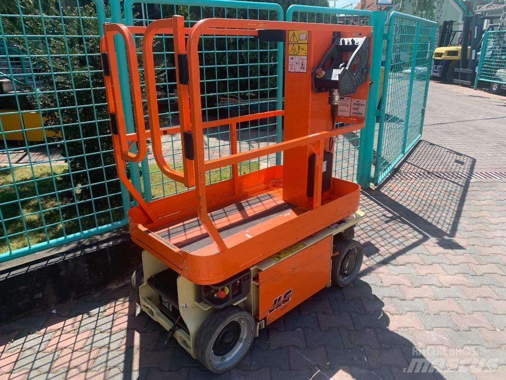 JLG 1230ES      V-3373 Vertikālie pacēlāji