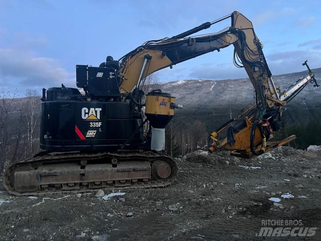 CAT 335 F L CR Urbji