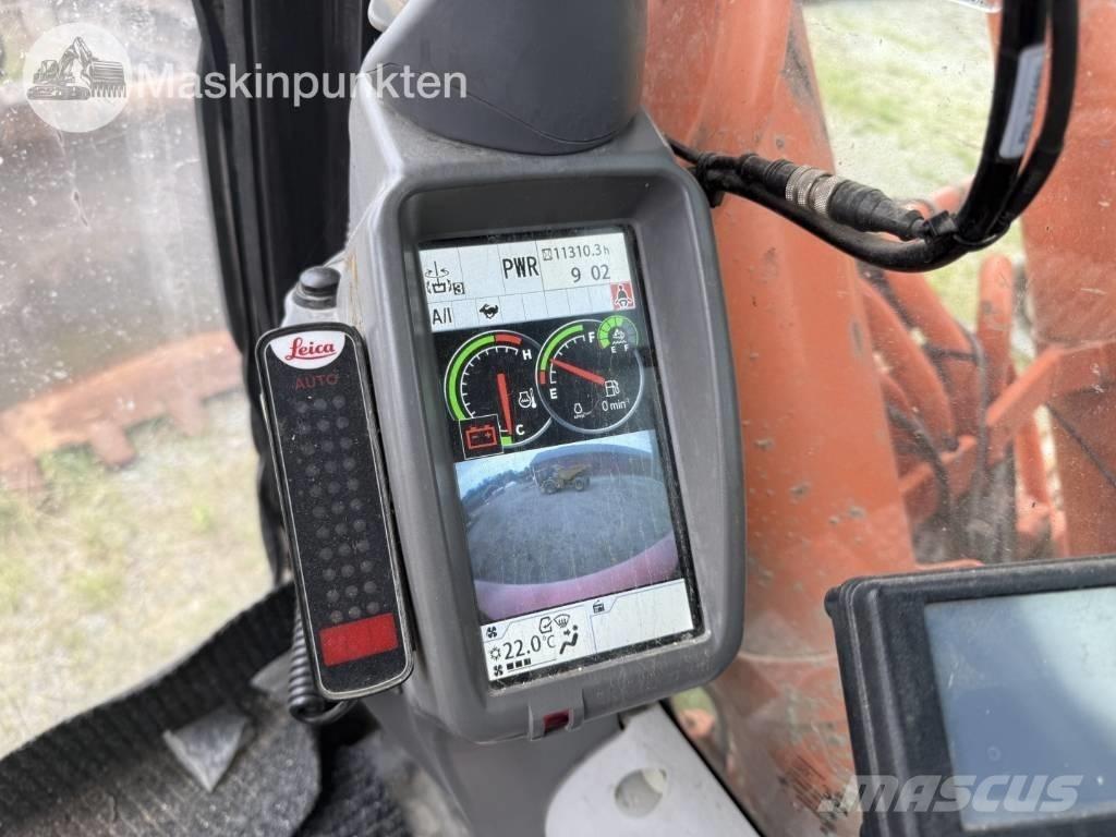 Hitachi ZX 300 LC-6 Kāpurķēžu ekskavatori