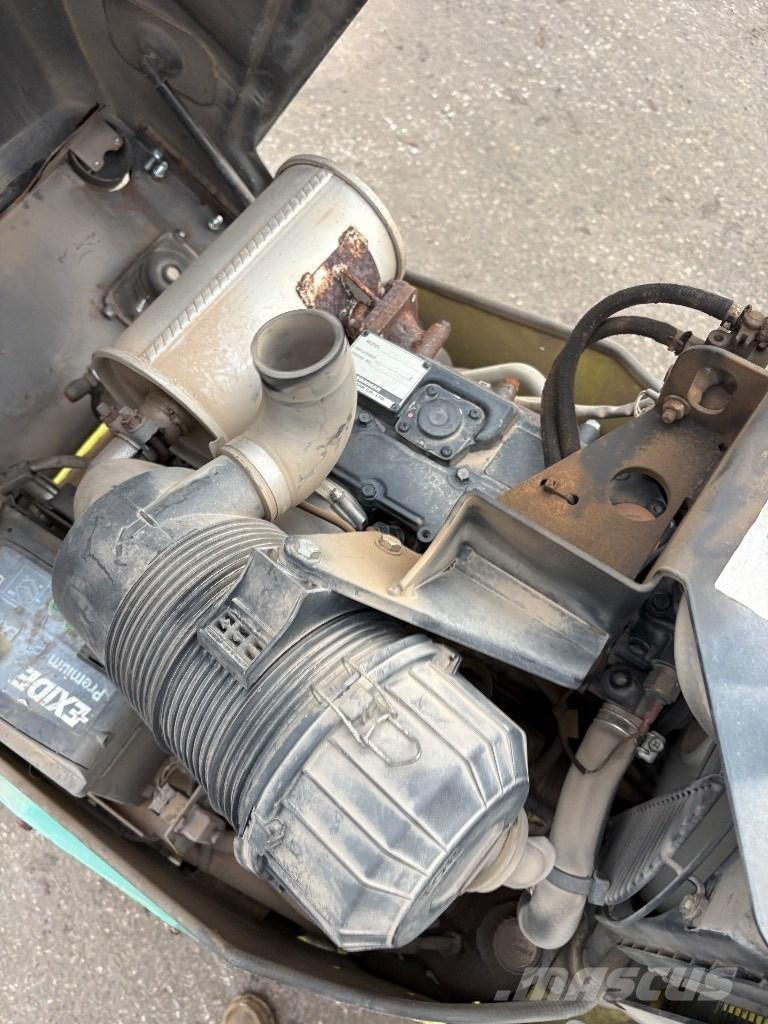 Ammann ARX 12 Divvalču grunts veltņi