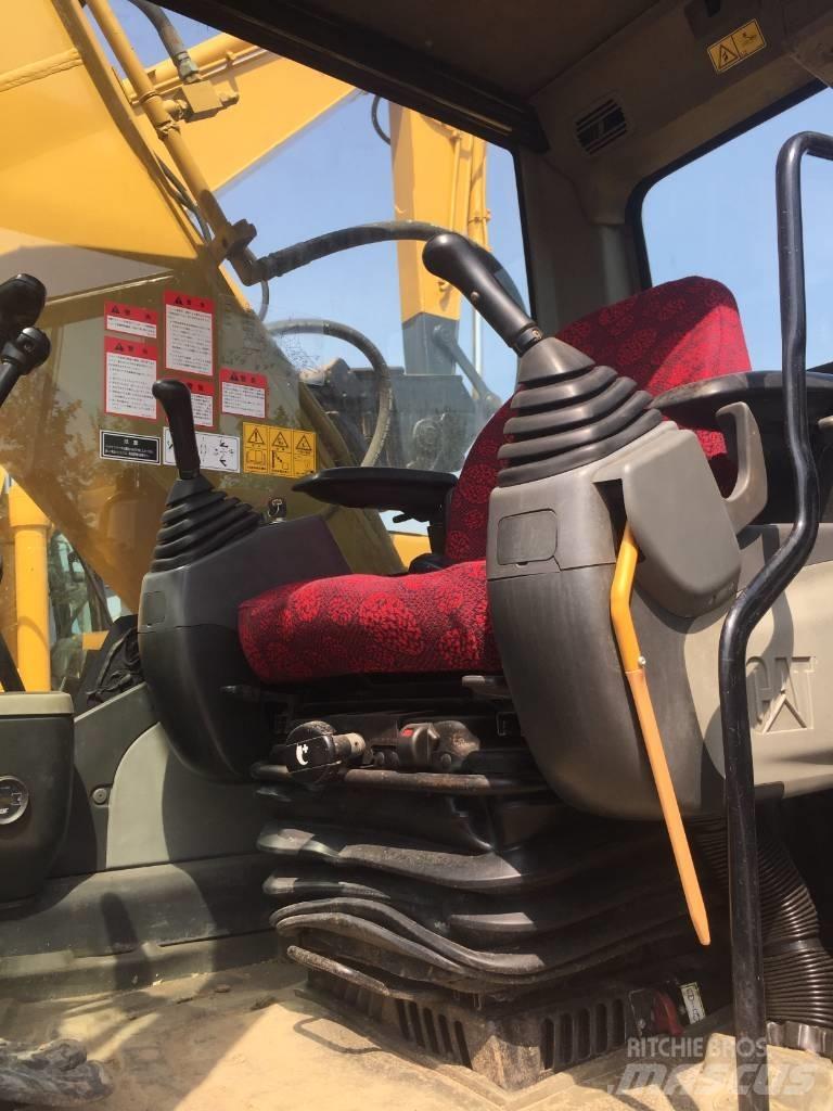 CAT 320 D Kāpurķēžu ekskavatori