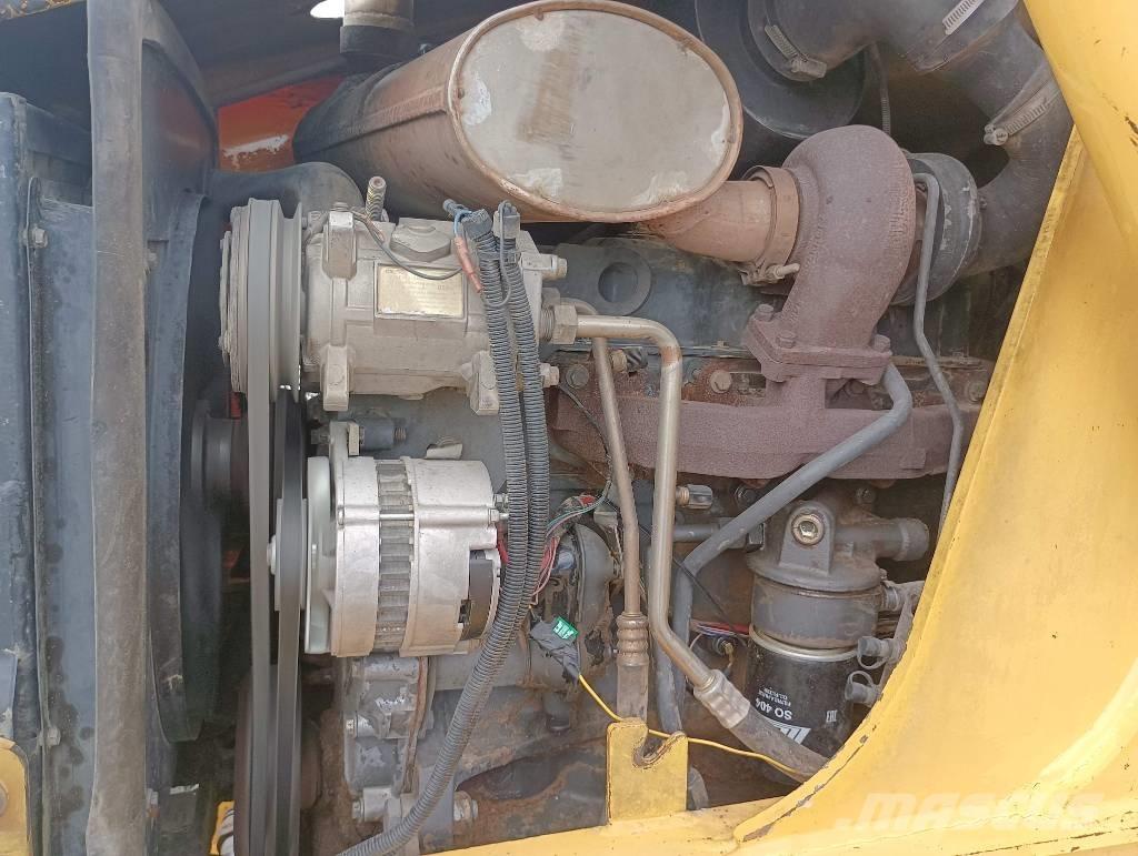 New Holland LB 110 Ekskavatori-iekrāvēji