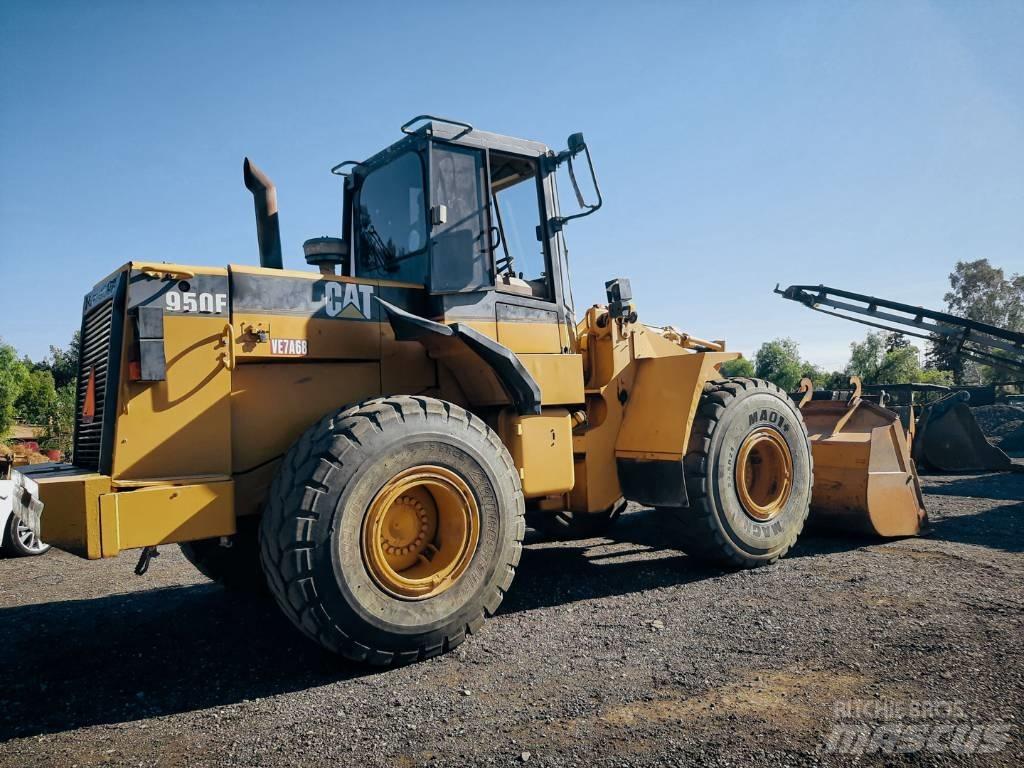 CAT 950 F Iekrāvēji uz riteņiem