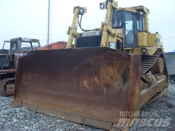 CAT D 9 R Kāpurķēžu buldozeri