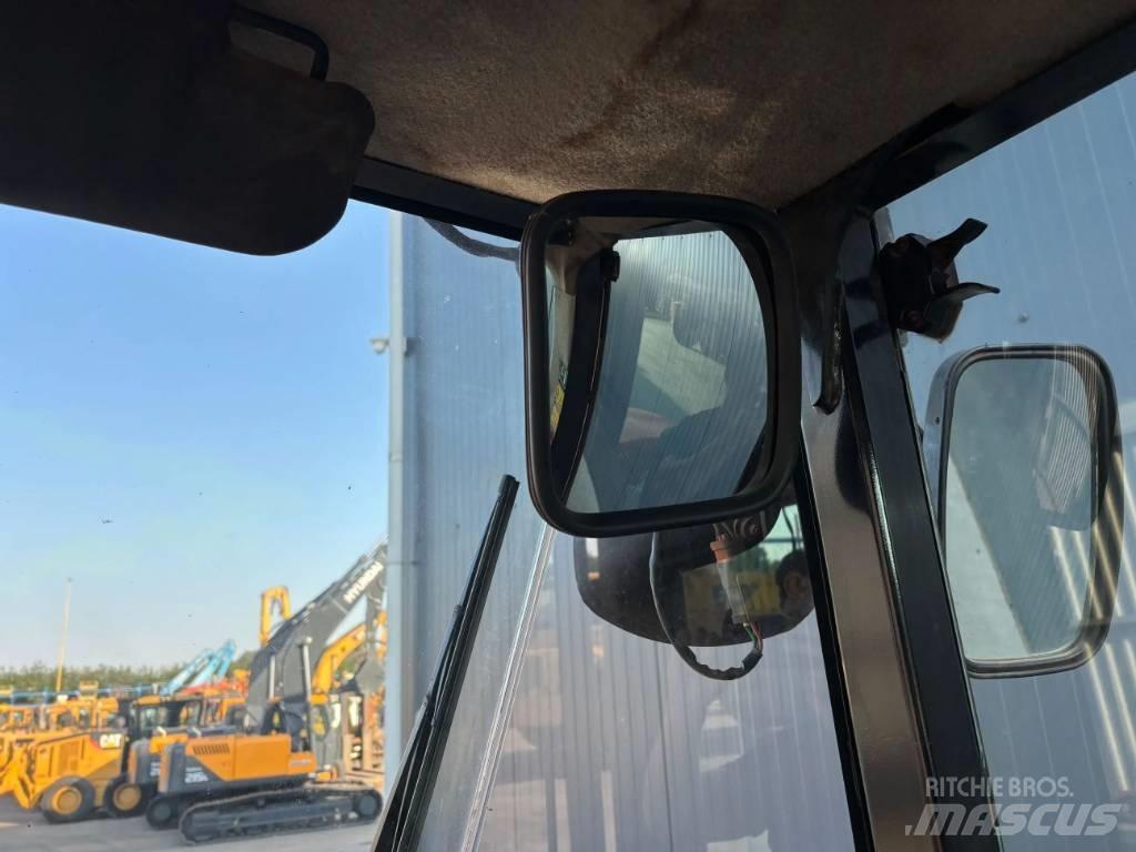 CAT CS76 XT Divvalču grunts veltņi